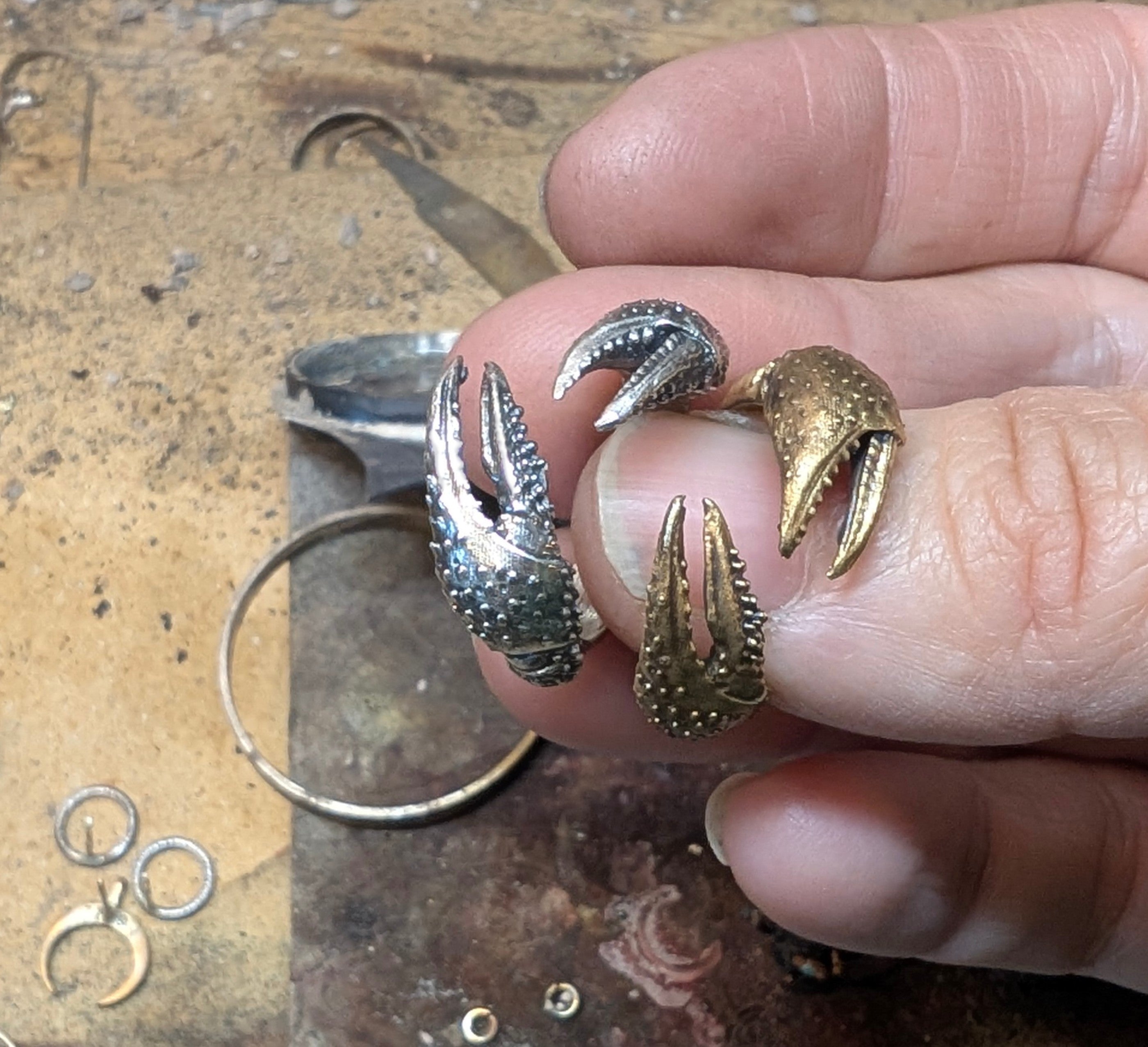 Crayfish Rings Crawfish Ring in Sterling Silver – Queens Metal