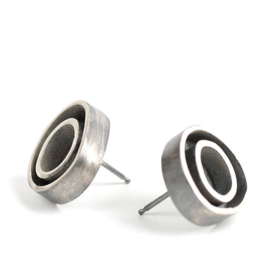 Crop Circle Earrings in Sterling Silver - Queens Metal
